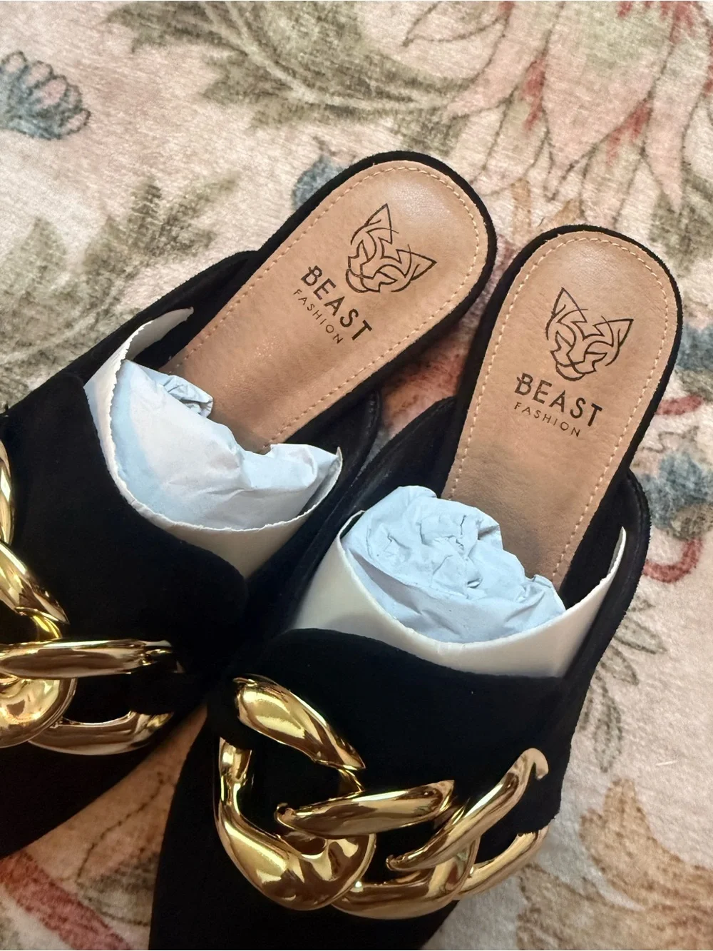BEAST FASHION Black Suede Pointed Slip-On Mules with Chunky Gold Chain - Picture 3 of 8